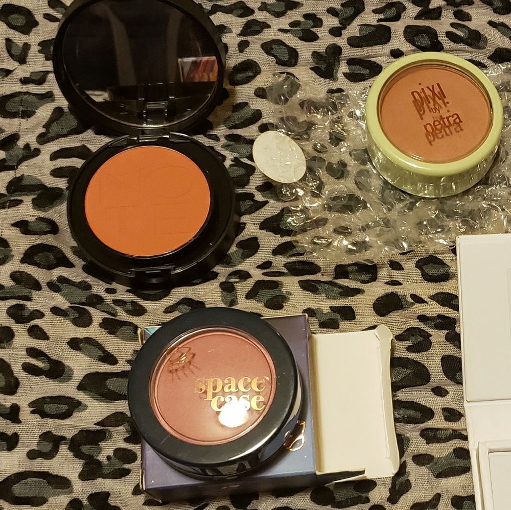 Blush bundle!